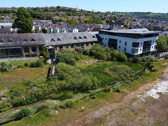 1 Bedroom Flat For Sale In Clock Tower Lofts, The Paper Mill, Crabble Hill, Dover, Kent, CT17