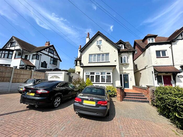 1 Bedroom Flat To Rent In Kings Road, Westcliff-On-Sea, SS0