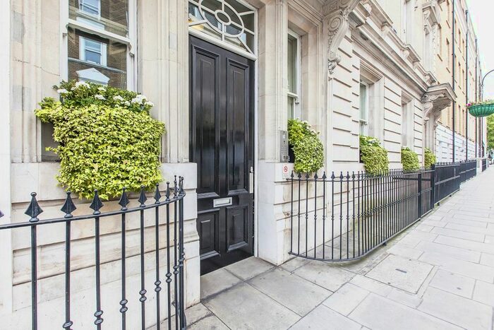 1 Bedroom Flat To Rent In Seymour Place, London, W1H