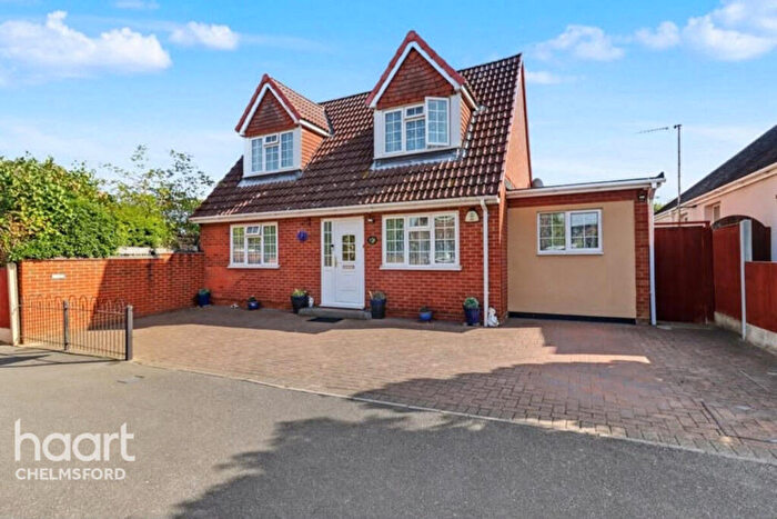 4 Bedroom Detached House For Sale In Stewart Road, Chelmsford, CM2