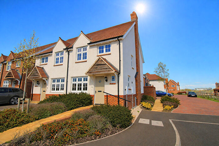 3 Bedroom Semi Detached House For Sale In East View Close, Houlton, CV23