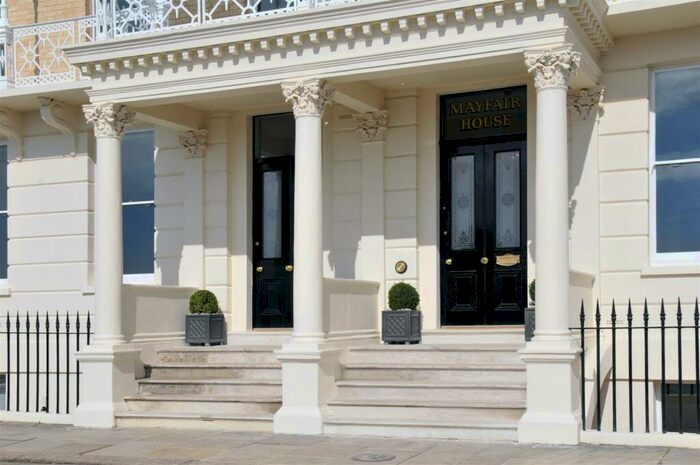 2 Bedroom Flat To Rent In Heene Terrace, Worthing, BN11