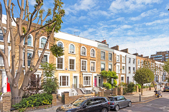 4 Bedroom Terraced House For Sale In Mildmay Road, London, N1