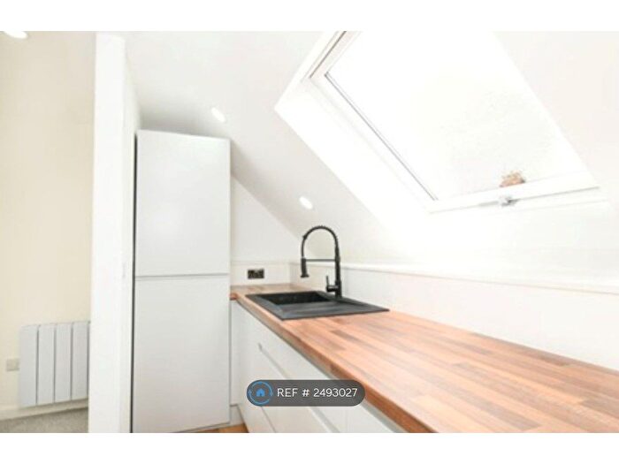 2 Bedroom Maisonette To Rent In Baltic Street, Montrose, DD10