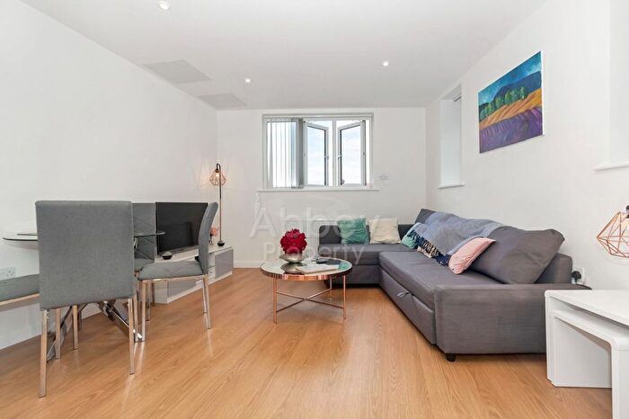 1 Bedroom Flat To Rent In Napier Road, Luton, LU1