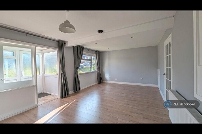 3 Bedroom Terraced House To Rent In Mallory Road, Bishops Tachbrook, Leamington Spa, CV33