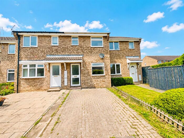 2 Bedroom Terraced House For Sale In Kintyre Close Darlington, DL1