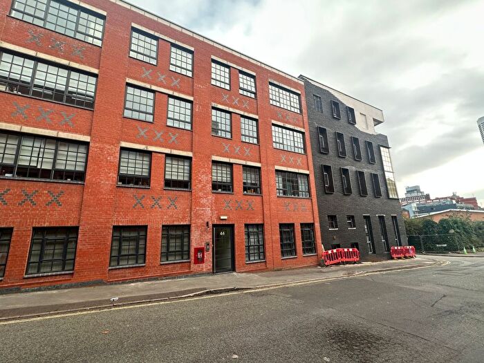 2 Bedroom Flat For Sale In Camden Street, Birmingham, West Midlands, B1