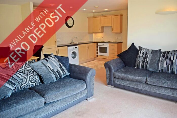 2 Bedroom Flat To Rent In Stockport Road, Grove Village, Manchester M13