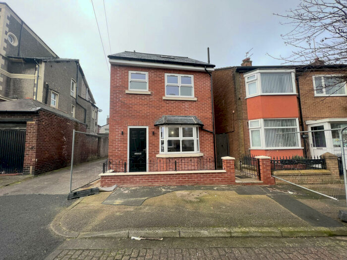 1 Bedroom Flat To Rent In Bold Street, Fleetwood, Lancashire, FY7