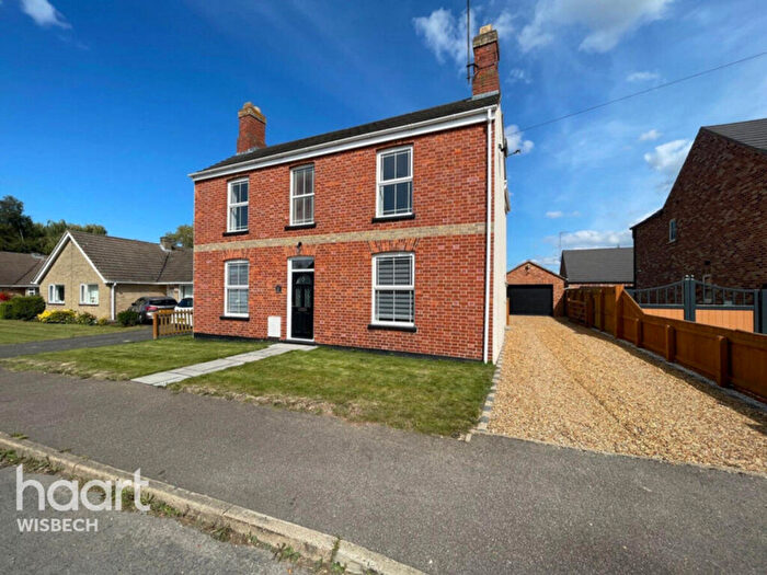 4 Bedroom Detached House For Sale In St Pauls Road North, Walton Highway, PE14