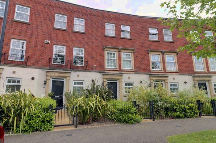 3 Bedroom Property To Rent In St. Georges Parkway, Stafford, Staffordshire, ST16