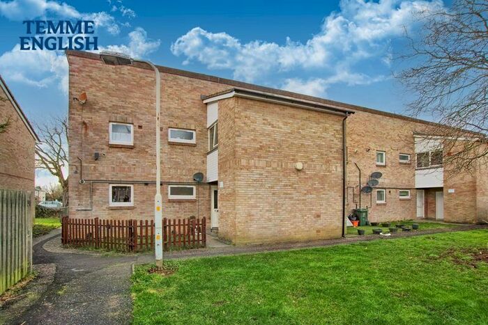 1 Bedroom Flat To Rent In Widgeons, Pitsea, Basildon, SS13