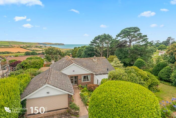 4 Bedroom Detached Bungalow For Sale In Mead Lane, Thurlestone, Kingsbridge, TQ7