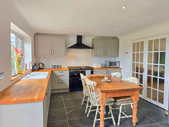 4 Bedroom Detached House For Sale In Bratton Clovelly, Okehampton, EX20
