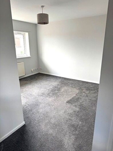 1 Bedroom Flat To Rent In Acacia Crescent, Carlton, NG4