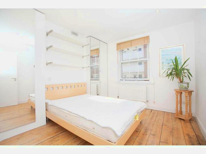 2 Bedroom Flat To Rent In Herbrand Street, London, WC1N