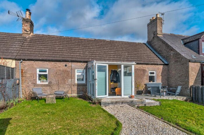 1 Bedroom Cottage For Sale In East Hemming St, Letham, Angus, DD8