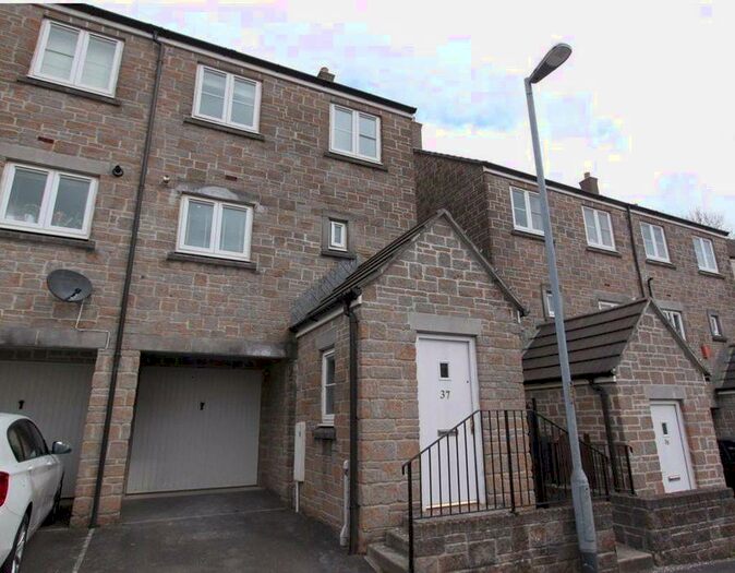 3 Bedroom House To Rent In Meadow Drive, Saltash, Cornwall, PL12