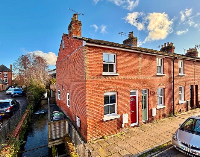 3 Bedroom End Of Terrace House For Sale In Hyde Abbey Road, Winchester, SO23