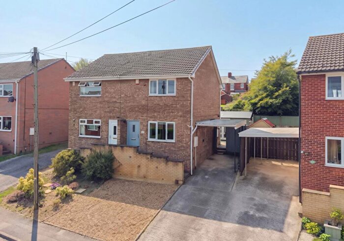 2 Bedroom Semi Detached House For Sale In Peterdale Close, Brimington, S43