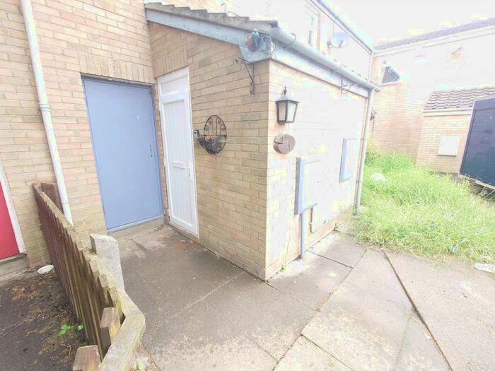 4 Bedroom Terraced House To Rent In Columbus Way, Grimsby, DN33