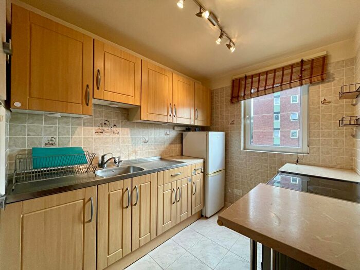 1 Bedroom Flat To Rent In Byron House, BR3