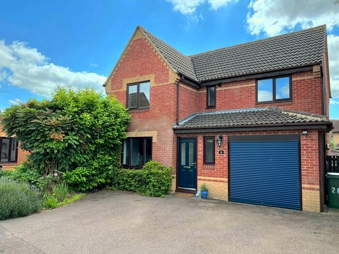 4 Bedroom Detached House For Sale In Beech Drive, Brackley, NN13