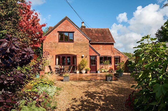 3 Bedroom Detached House For Sale In Pearson Lane, Shawford, Winchester, SO21