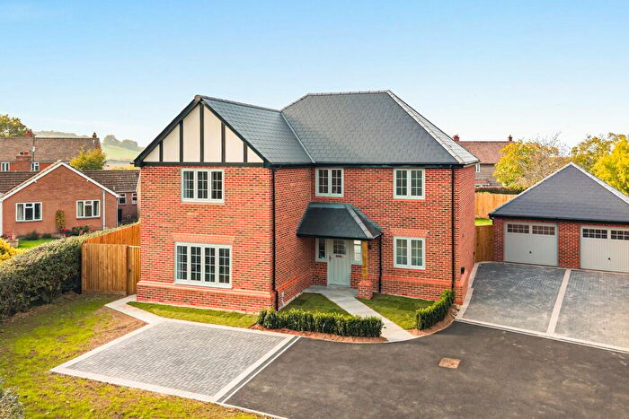 4 Bedroom Detached House For Sale In Orchard Villas, Danford Lane, Hartpury, Gloucester, GL19