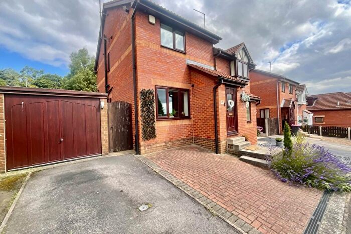 2 Bedroom Semi-Detached House For Sale In Skipton Road, Swallownest, Sheffield, Rotherham, S26