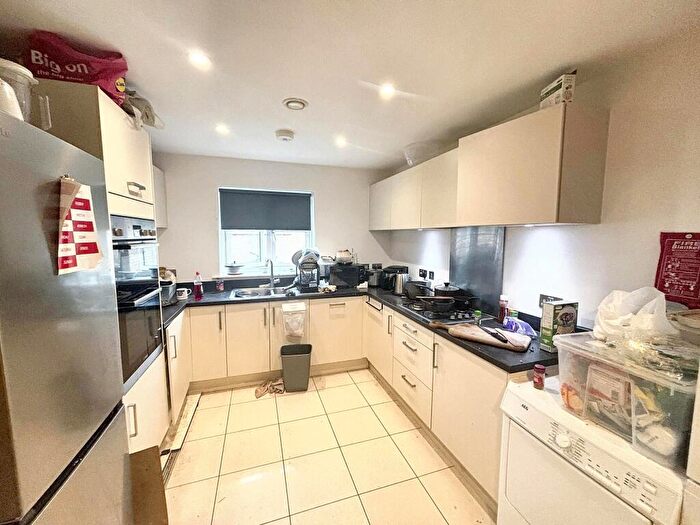 1 Bedroom House Of Multiple Occupation To Rent In Oxleigh Way, Stoke Gifford, Bristol, Gloucestershire, BS34
