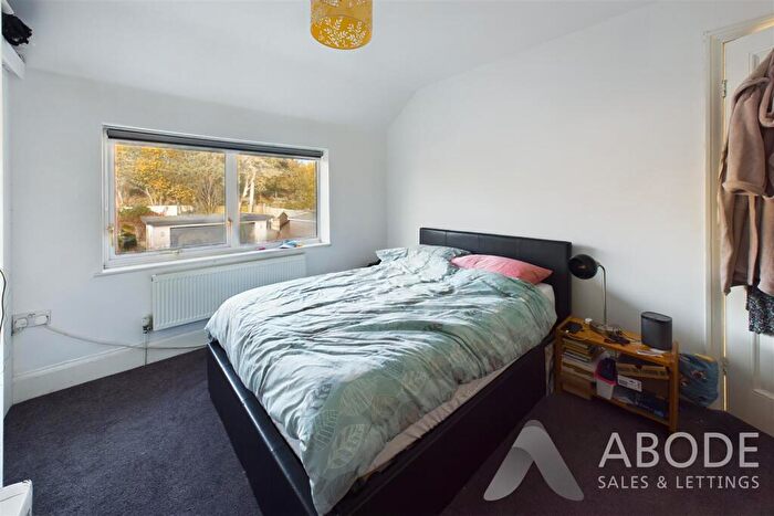 3 Bedroom End Of Terrace House For Sale In Derby Road, Swadlincote, DE11