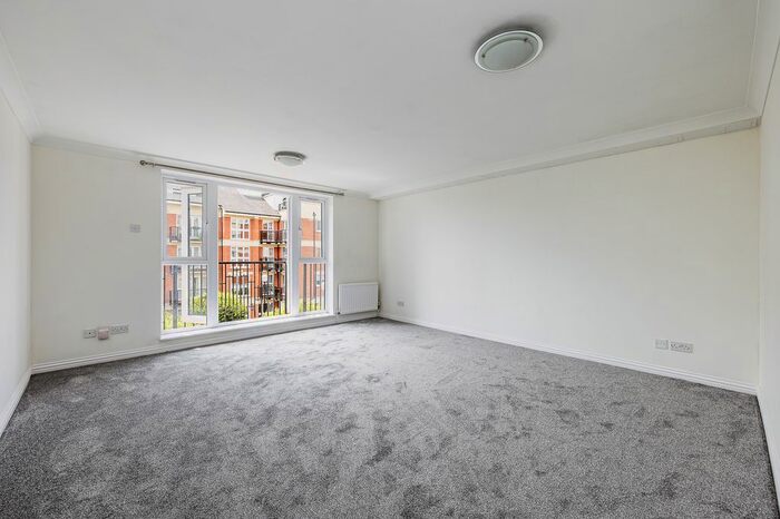 2 Bedroom Flat To Rent In Nicholas Court, Corney Reach Way, Chiswick, London, W4