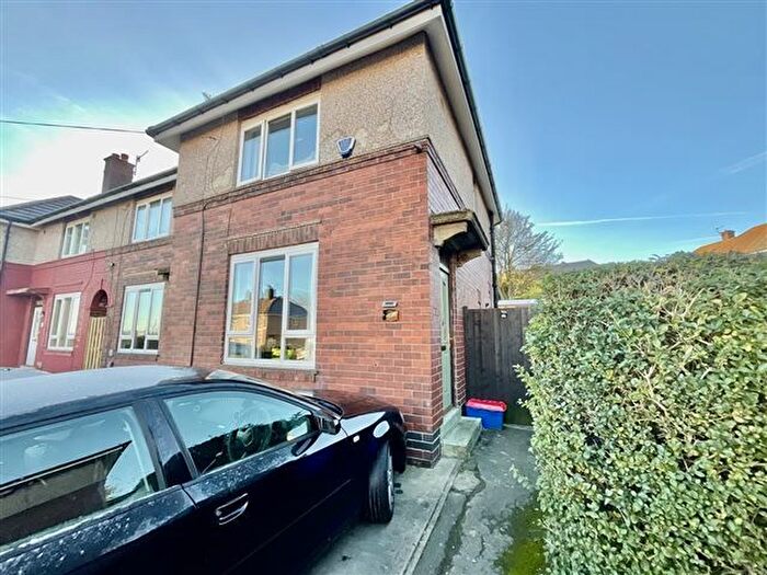 2 Bedroom End Terrace House For Sale In Aylward Close, Sheffield, Sheffield, S2