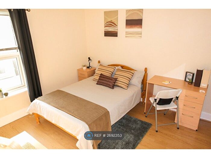 8 Bedroom Terraced House To Rent In Palmerston Road, Northampton, NN1