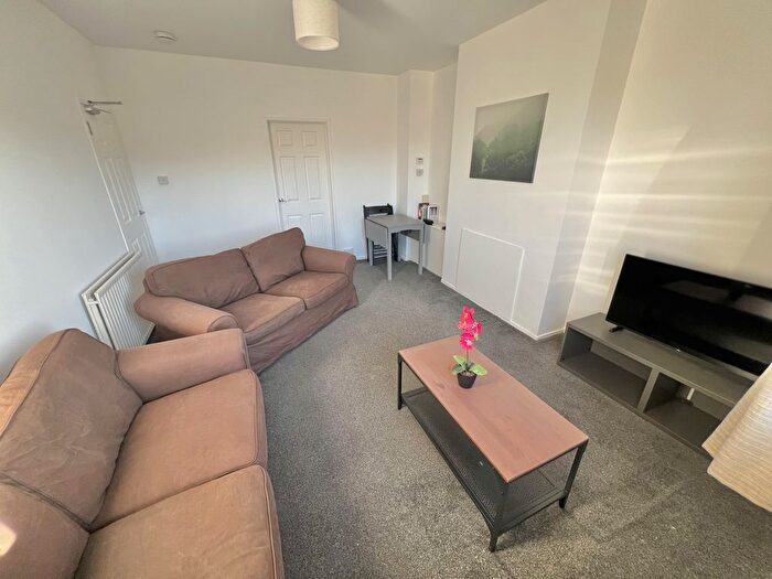 3 Bedroom Flat To Rent In North Anderson Drive, Aberdeen, AB16