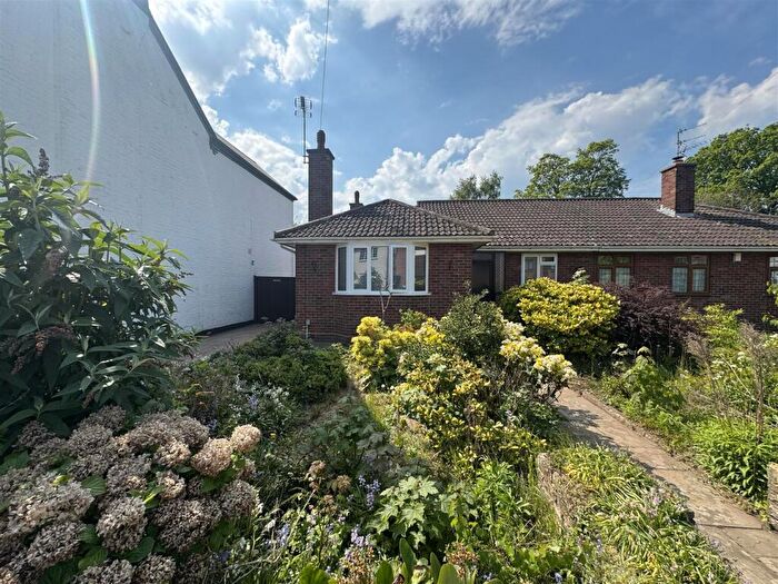 2 Bedroom Semi-Detached Bungalow For Sale In Bridle Road, Stourbridge, DY8