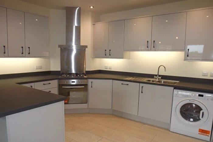 2 Bedroom Flat To Rent In Fowler Street, South Shields, NE33