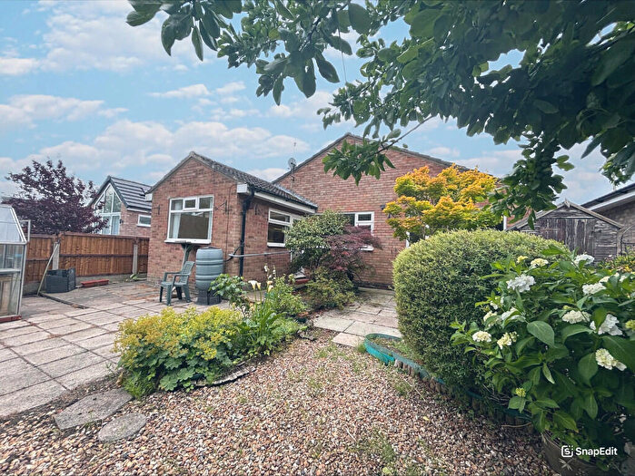 3 Bedroom Detached Bungalow For Sale In Eaton View, Moulton, Northwich, CW9