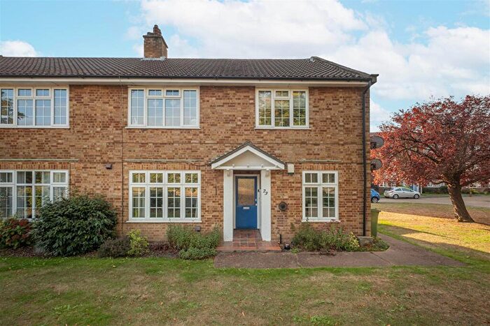 2 Bedroom Maisonette For Sale In Giggs Hill Gardens, Thames Ditton, KT7