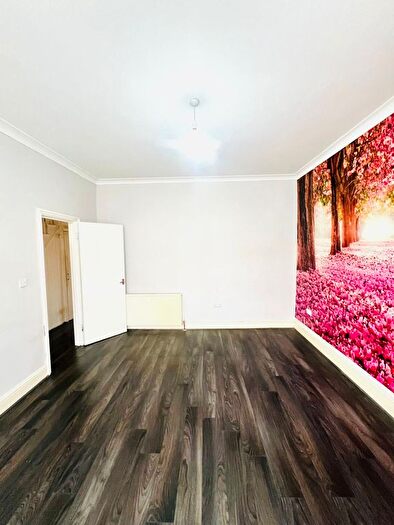 3 Bedroom Terraced House To Rent In Coventry Road, Ilford, IG1