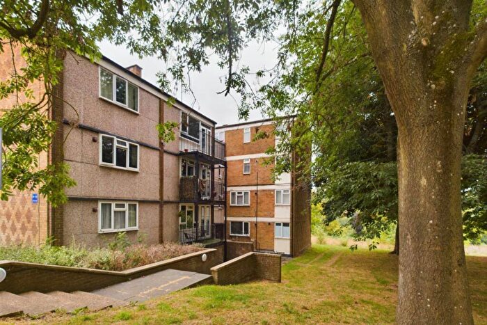 1 Bedroom Flat To Rent In Wood View, Hemel Hempstead, HP1