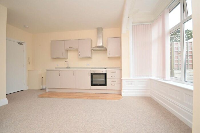 1 Bedroom Flat To Rent In Southourne Close To Beach, BH6