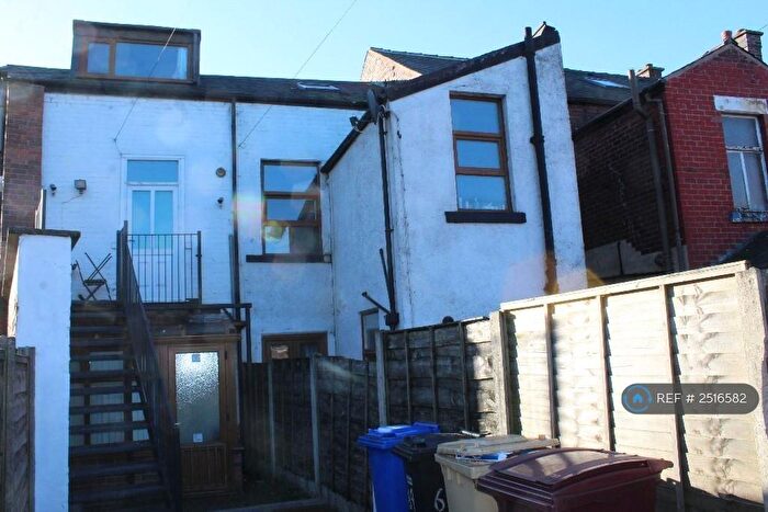 2 Bedroom Flat To Rent In Kearsley, Kearsley, Bolton, BL4
