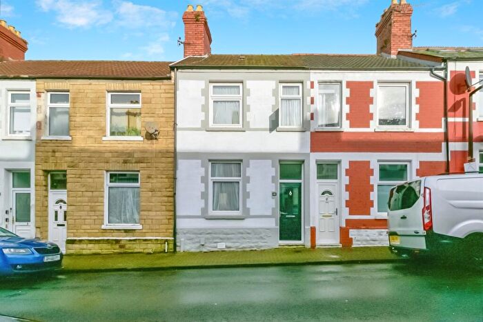 3 Bedroom Terraced House For Sale In Kathleen Street, Barry, CF62