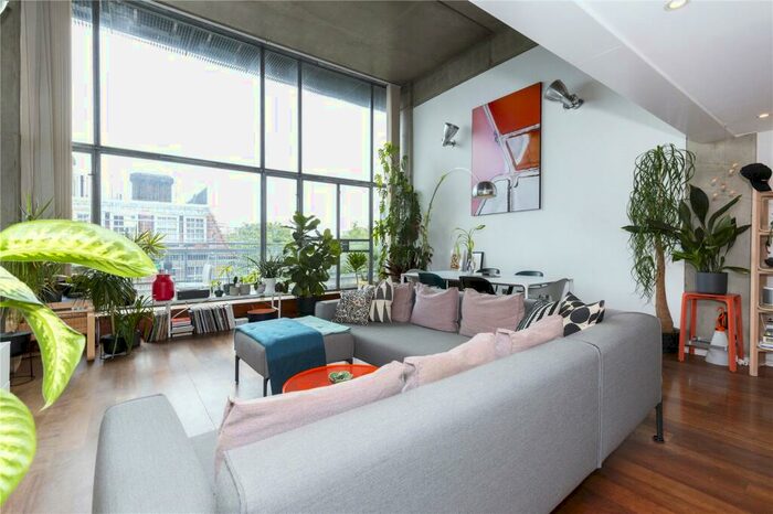 2 Bedroom Apartment To Rent In Wenlock Road, London, N1