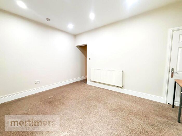 3 Bedroom Terraced House For Sale In Kirby Road, Blackburn, Lancashire, BB2