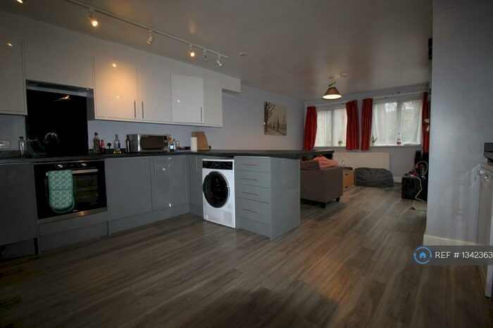 5 Bedroom Terraced House To Rent In Broad Green, Southampton, SO14