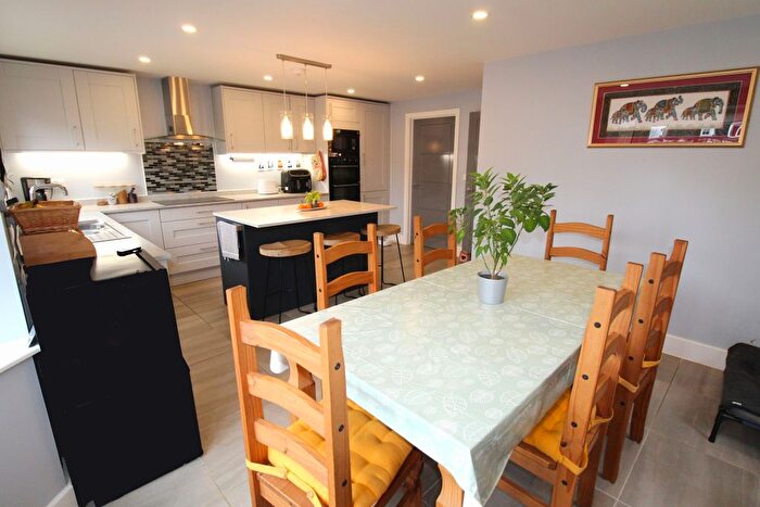 4 Bedroom Detached House For Sale In Brickhill Road, Sandy, SG19